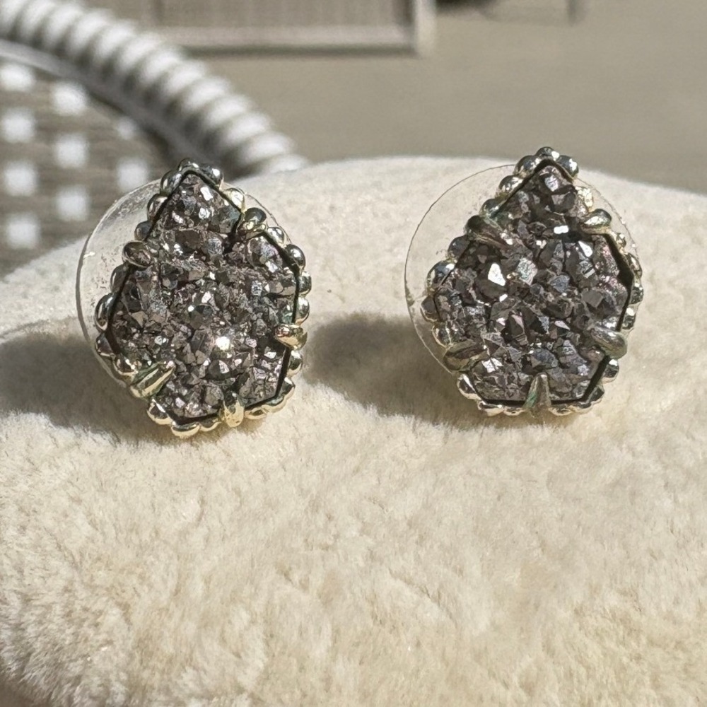 Kendra Scott Tessa Stud Earrings Platinum Drusy Rhodium Silver Tone Teardrop